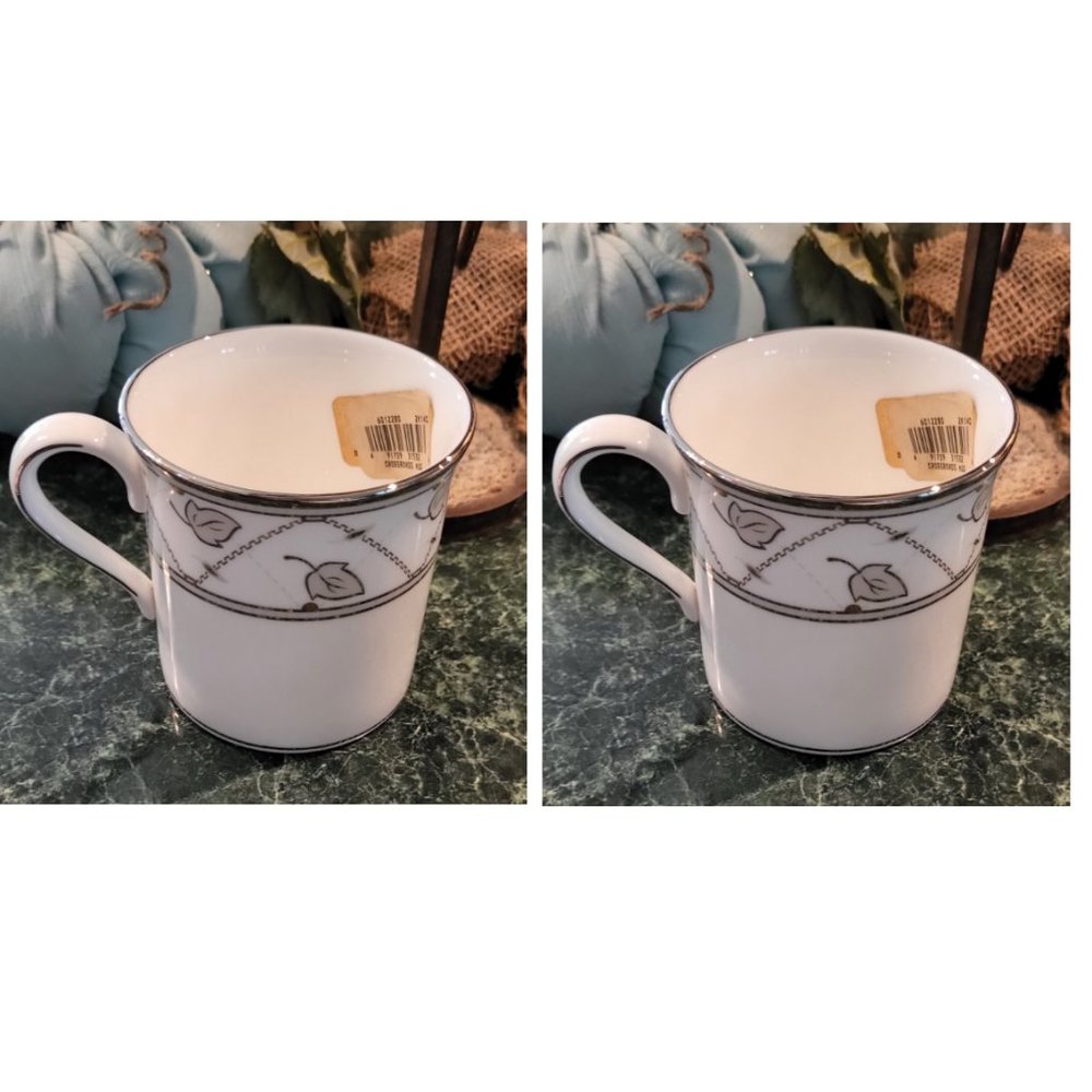 TWO Lenox CROSSROADS COFFEE MUG /S White Bone China Platinum Trim